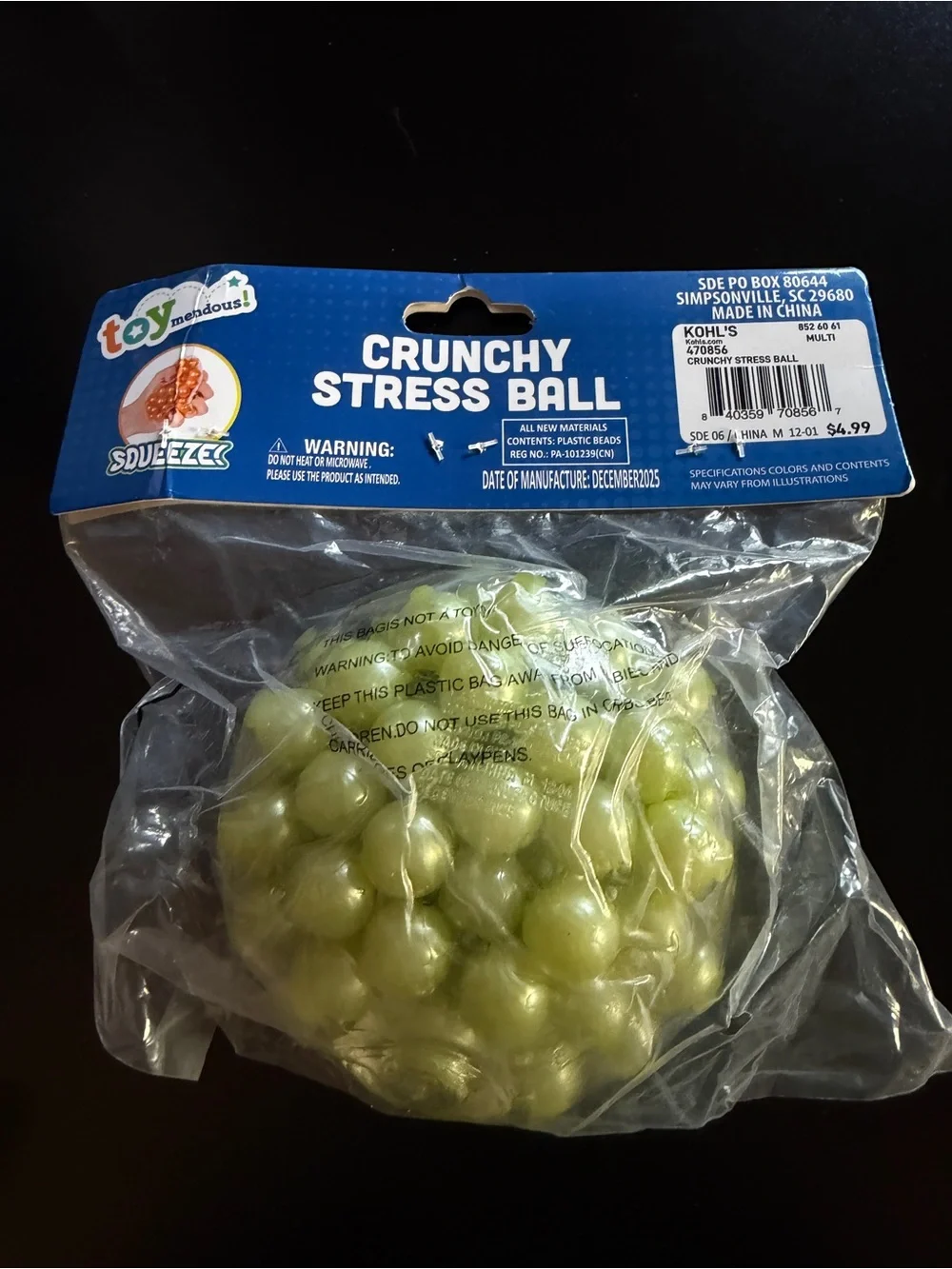 New Viral Crunchy Stress Squishy Ball Toymendous Squeeze Green Toy 3+ Squish